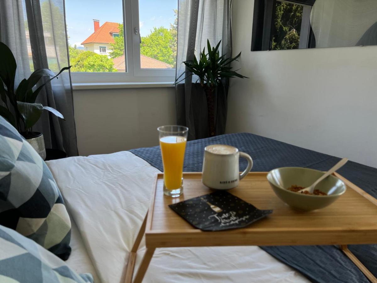 Designapartment Blue Sky -55M2-Free Parking & Wifi Graz Exterior foto