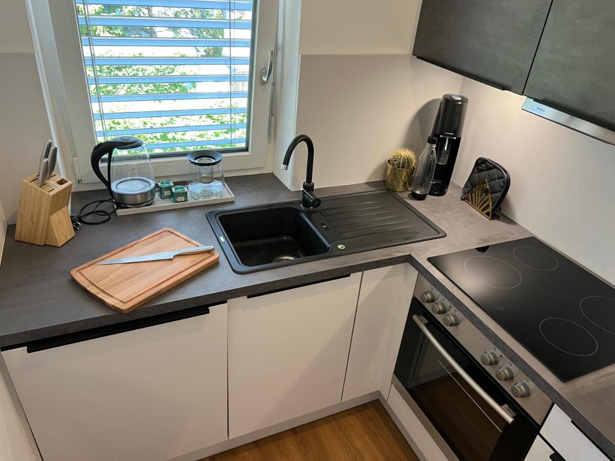 Designapartment Blue Sky -55M2-Free Parking & Wifi Graz Exterior foto